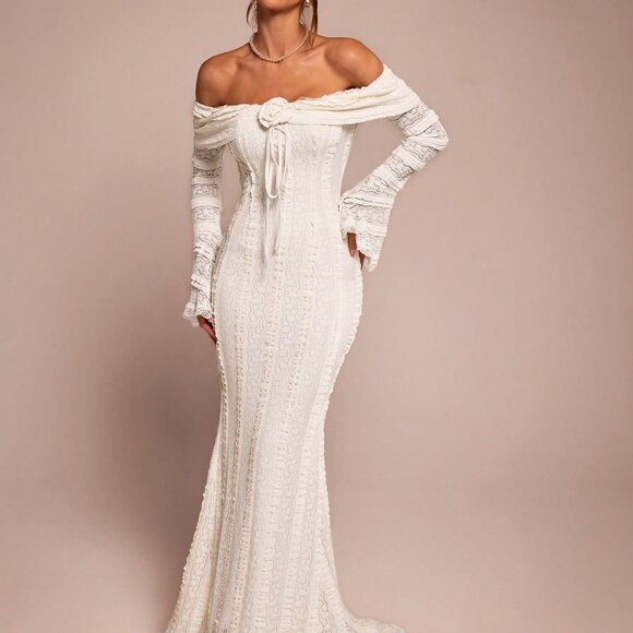 White Elegant Women's Off-Shoulder Long-Sleeved Maxi dress Date Outfit - Picture 4 of 8